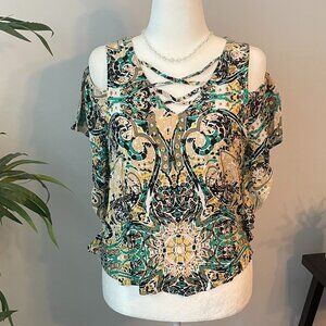 Cato Brand Pullover, Size Medium, Multi-Color, Bare Shoulder Short Sleeve V-neck